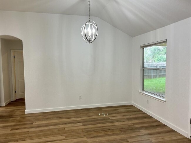 Building Photo - 1506 Cosmos Way