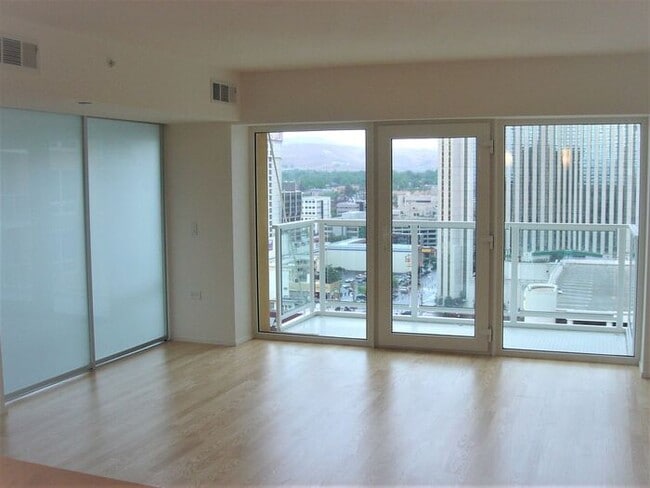 Building Photo - At the Montage!!! 1 bedroom 1 bath luxury ...