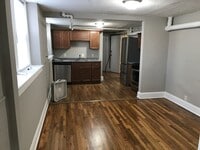 Building Photo - 422 Pierce St