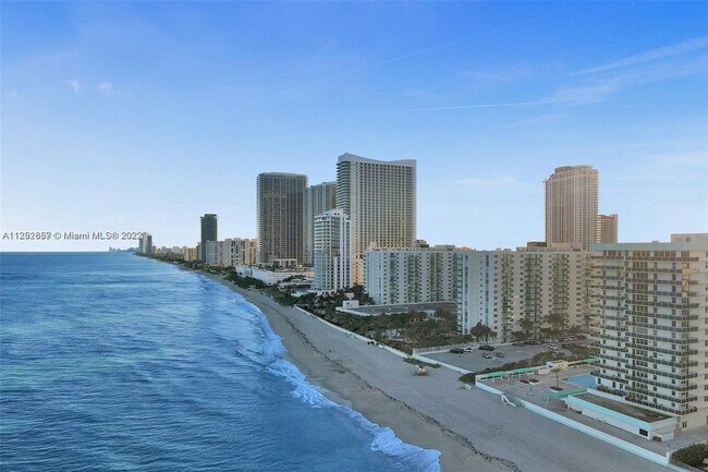 Primary Photo - 3725 S Ocean Dr