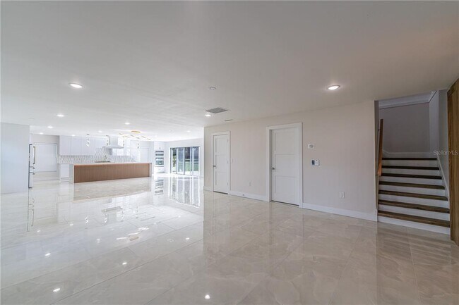 Building Photo - 2721 Ingeborg Ct