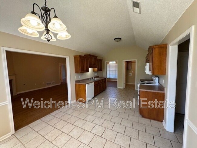 Building Photo - 35 Mulberry Cv