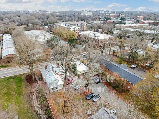 Building Photo - 505 N Greensboro St