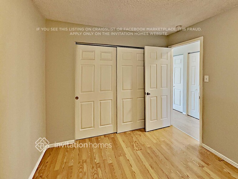 Building Photo - 5430 Crystal St