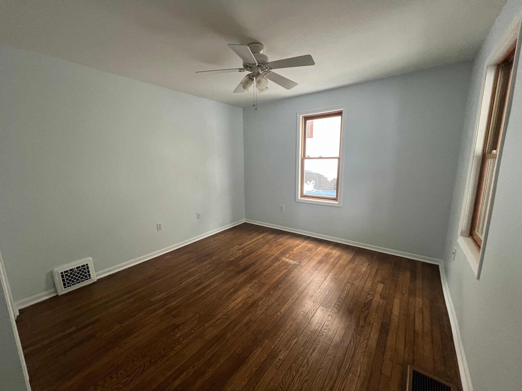 Building Photo - 245 Corry St