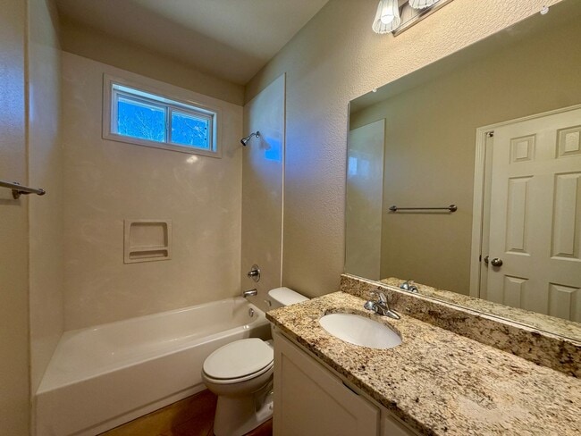 Building Photo - 2941 Savannah Ct