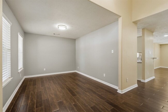 Building Photo - 11506 Harbour Lake Ct