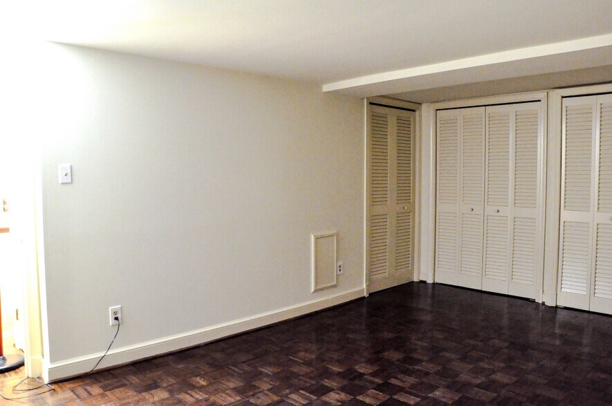 Bedroom 3 - 1777 Lanier Pl NW