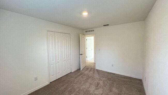 Building Photo - BEAUTIFUL 3BD/2BA Home in Palm Bay!!