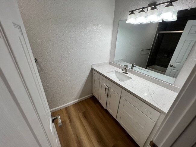 Building Photo - $2,500 - 2 Bed / 1 Bath Condo in El Cajon