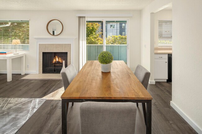 Building Photo - 3124 NE 147th St