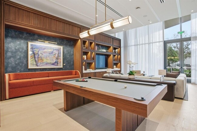 Building Photo - 3015 S Ysabella Ave