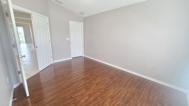 Building Photo - 6790 Calistoga Cir