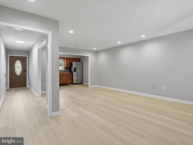Building Photo - 614 Mt View St