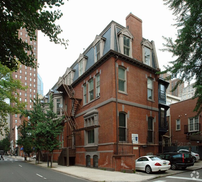 Building Photo - 1636 Spruce St