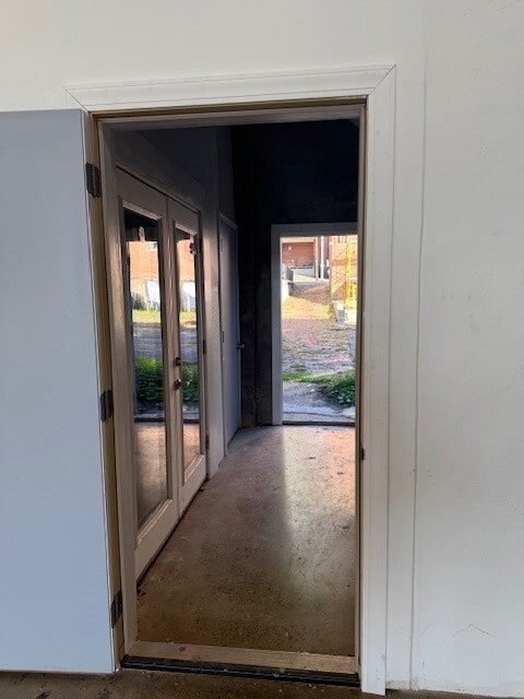 Back Door to Access Alley - 206 E Main St