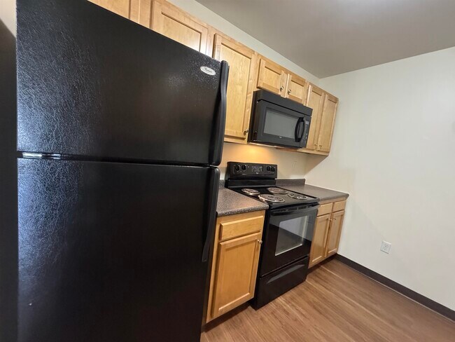 Building Photo - 50 Sentinel Court