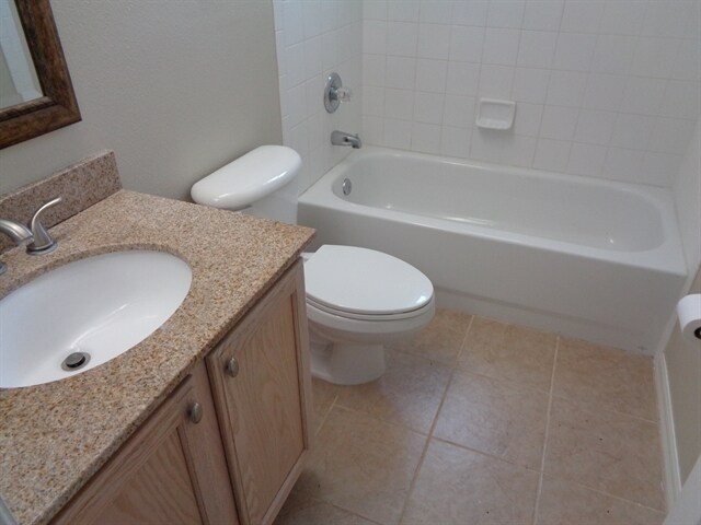Building Photo - 27501 Sky Lake Cir