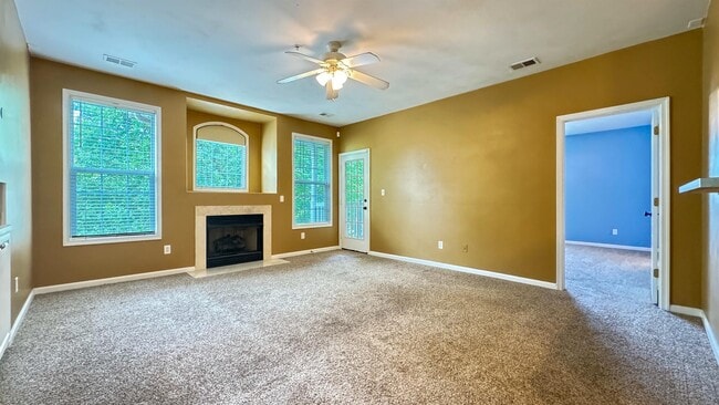 Building Photo - 1034 Grand Oak Ln