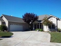 Building Photo - 2500 Sq Ft in Great Neighborhood Near Schools and Bidwell Park!