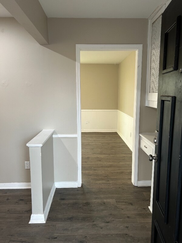 Building Photo - 5507 Floyd Ave