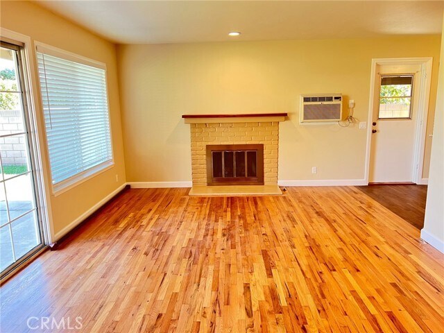 Building Photo - 11862 Steele Dr