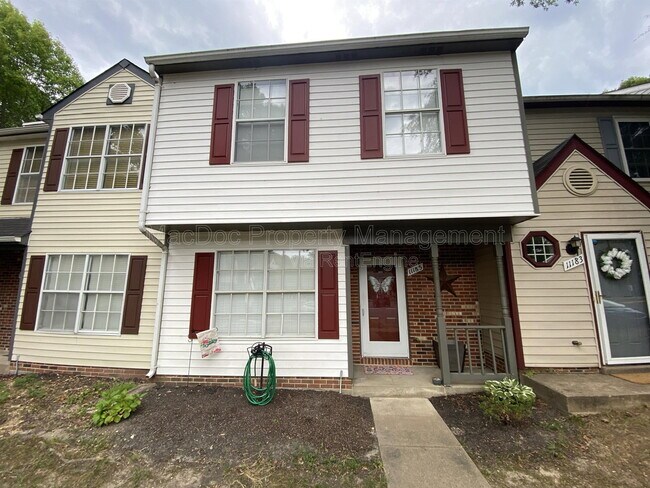 Building Photo - 11185 Kensington Pl