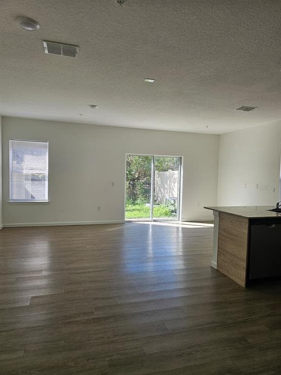 Building Photo - 1213 Southstation Pl