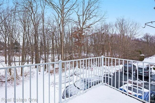 Building Photo - 44882 Marigold Dr