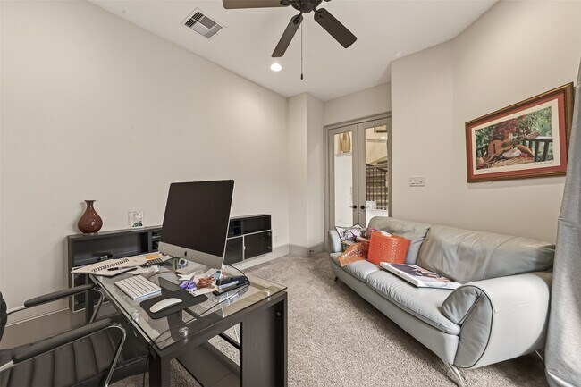 Building Photo - 2515 Avon Gate Ct