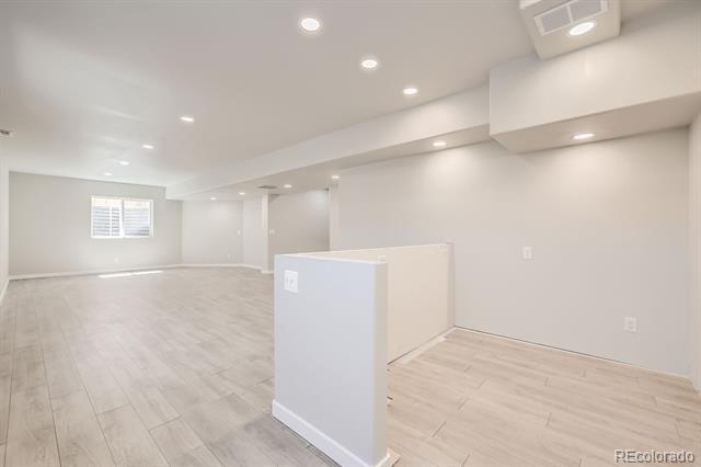 Building Photo - 7263 Winslow Dr