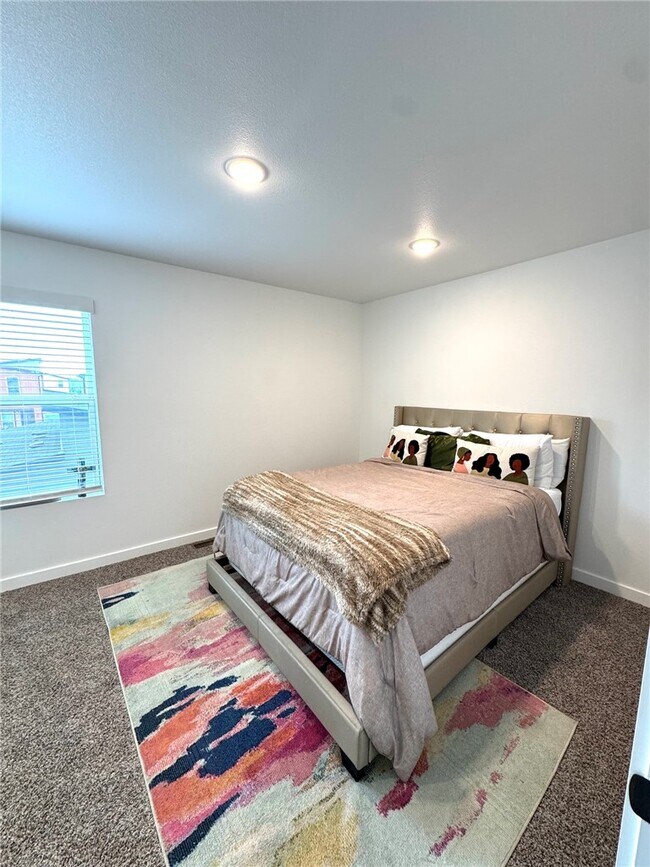 Building Photo - 821 Massachusetts Ave