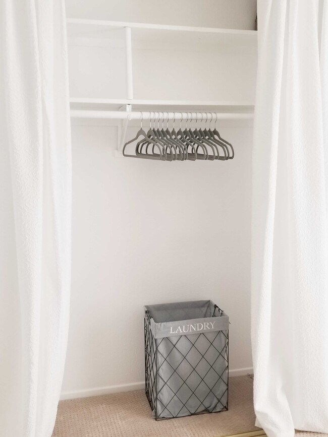 Building Photo - 33901 Copper Lantern St