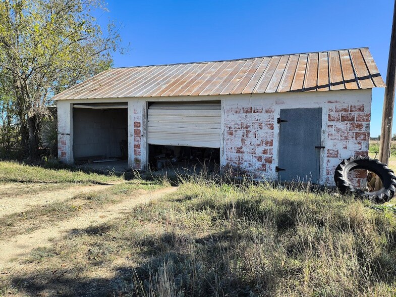Building Photo - 50 Co Rd 230