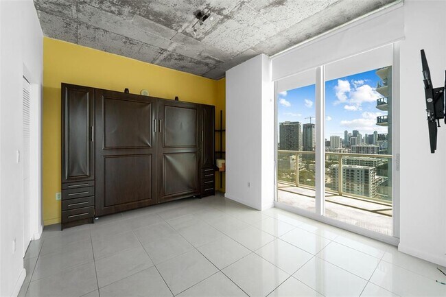 Building Photo - 3470 E Coast Ave