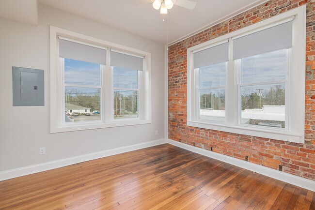 Building Photo - Broad St Lofts & Fitness Studio, LLC