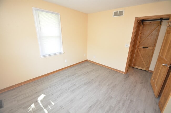 Building Photo - 4227 Virginia Ave