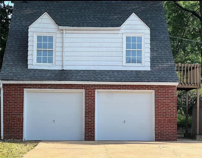 Garage Front (right garage space for tenant) - 526 Grace St