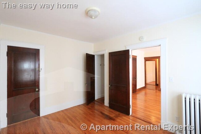 Building Photo - 156-158 Summer St Unit #104