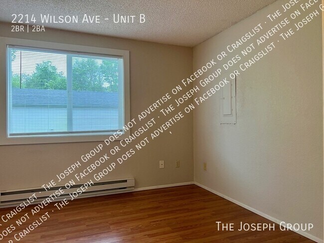 Building Photo - 2214 Wilson Ave