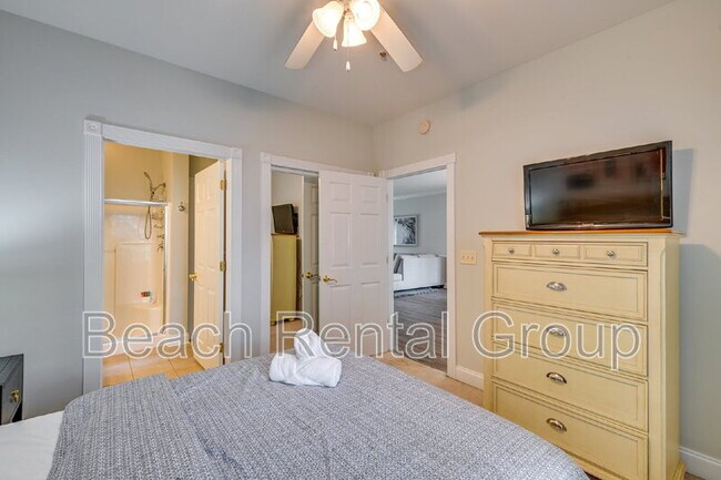 Building Photo - 4882 Luster Leaf Cir