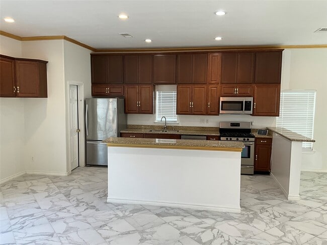 Building Photo - 7834 Wolfield Ln