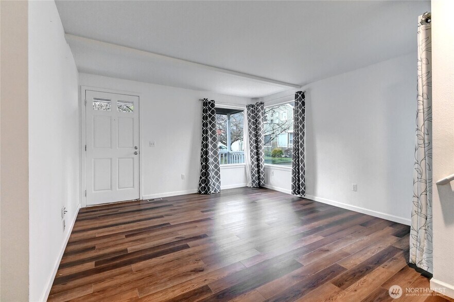 Building Photo - 4180 244th Pl SE