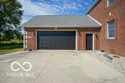 Building Photo - 461 S Co Rd 725 W