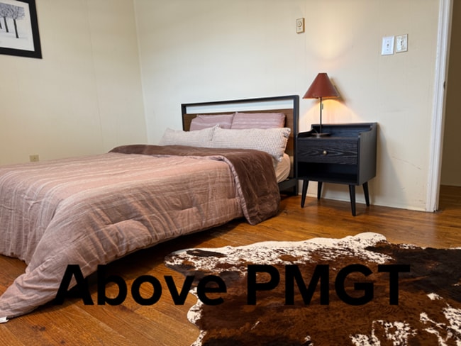 Building Photo - 367 Sequoia Dr