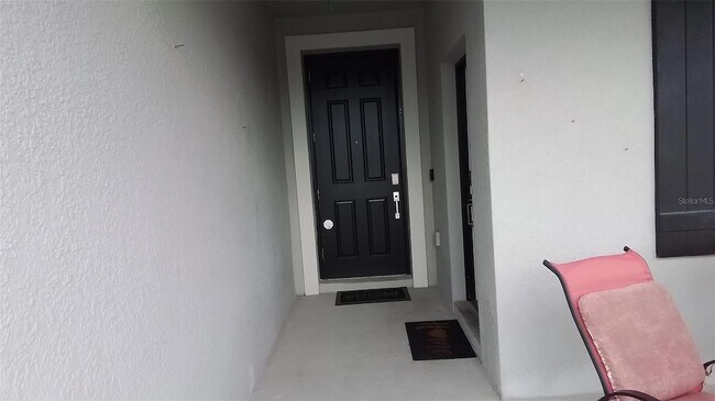 Building Photo - 113 Taft Dr