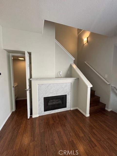 Building Photo - 1055 S St Tropez Ave