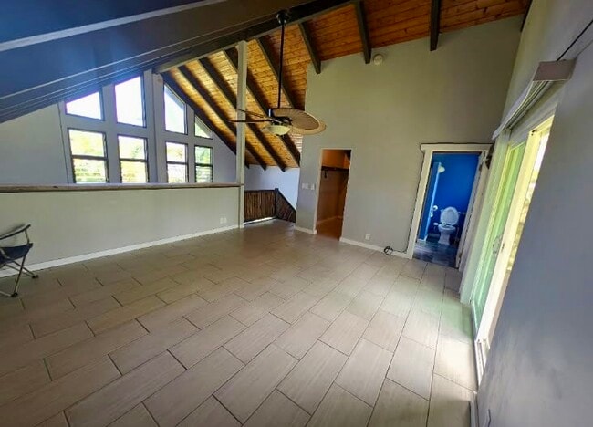 Building Photo - 15-1456-1456 10th Ave