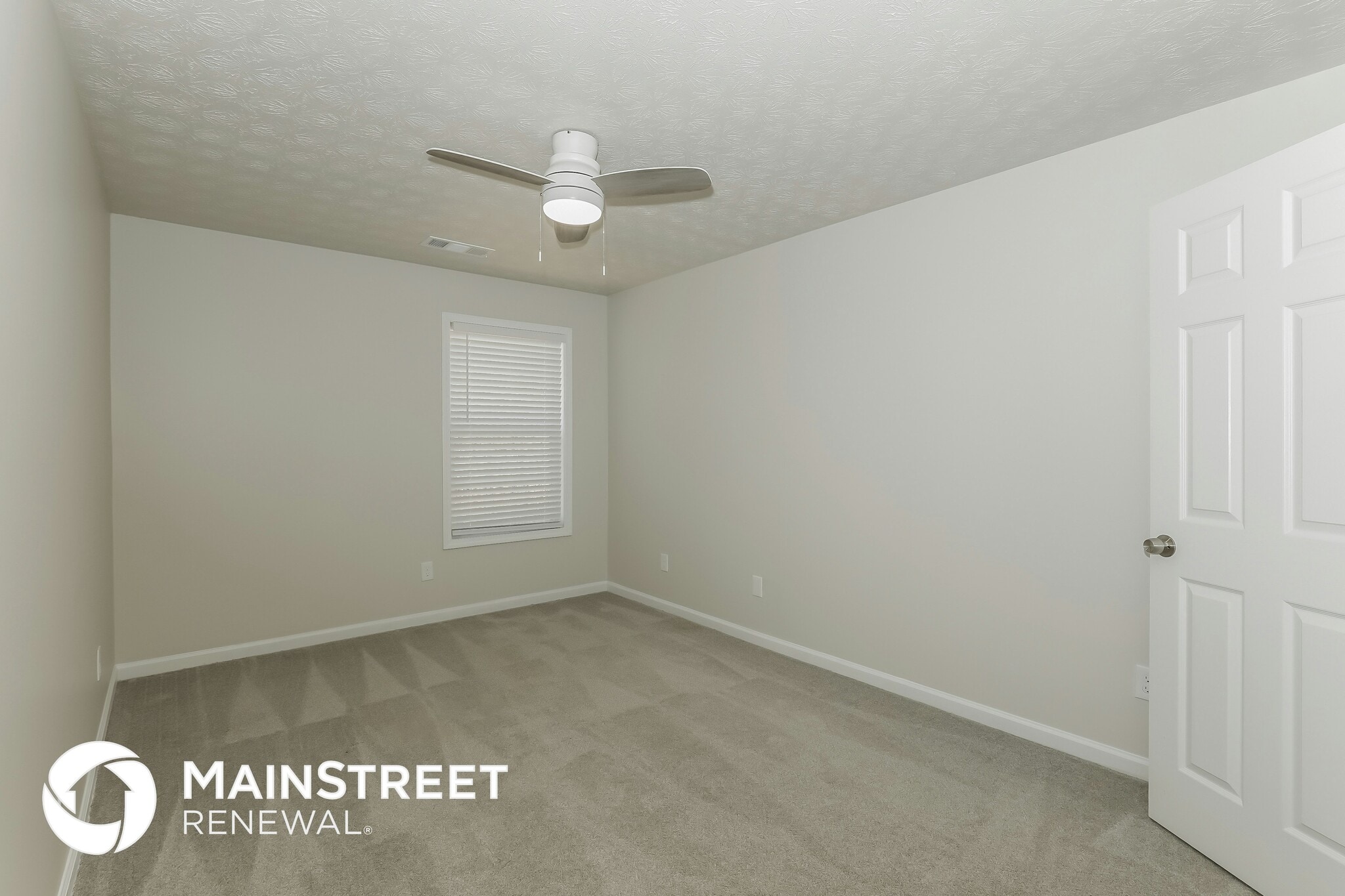 Building Photo - 241 Winthrop Ln