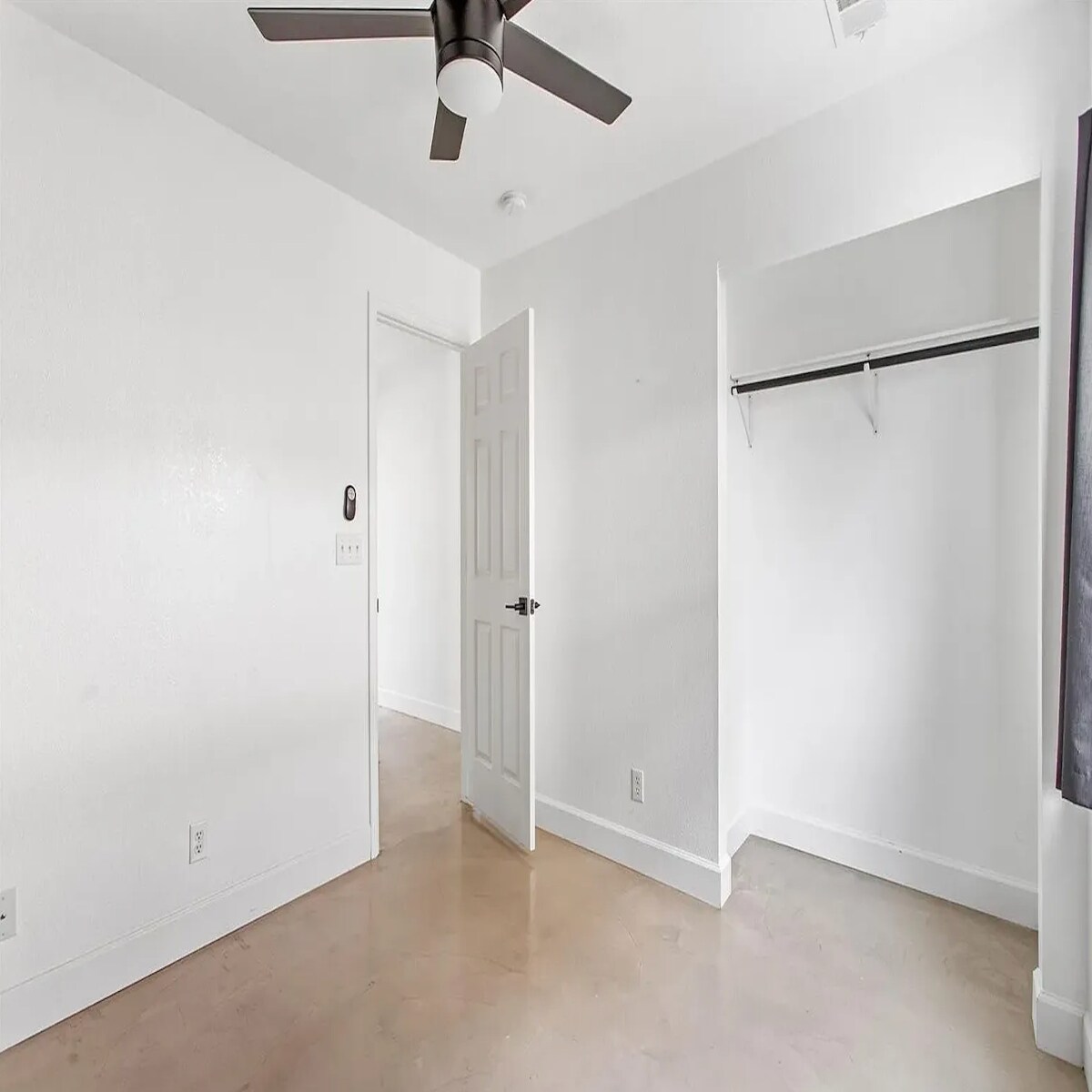 Building Photo - 5560 Kalispell St